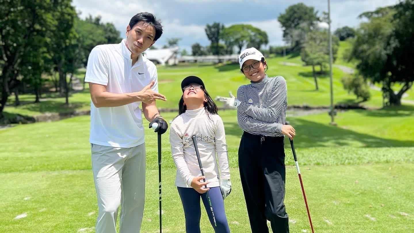 Jeff Chan s daughters show they got the sporty genes too